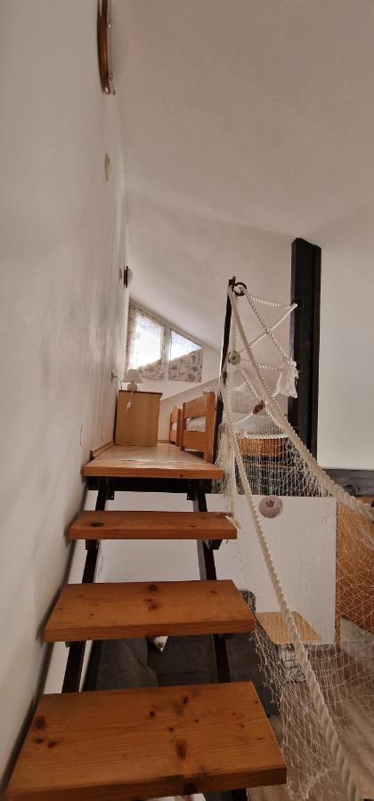 Apartmani Dutkovic Vrboska Buitenkant foto