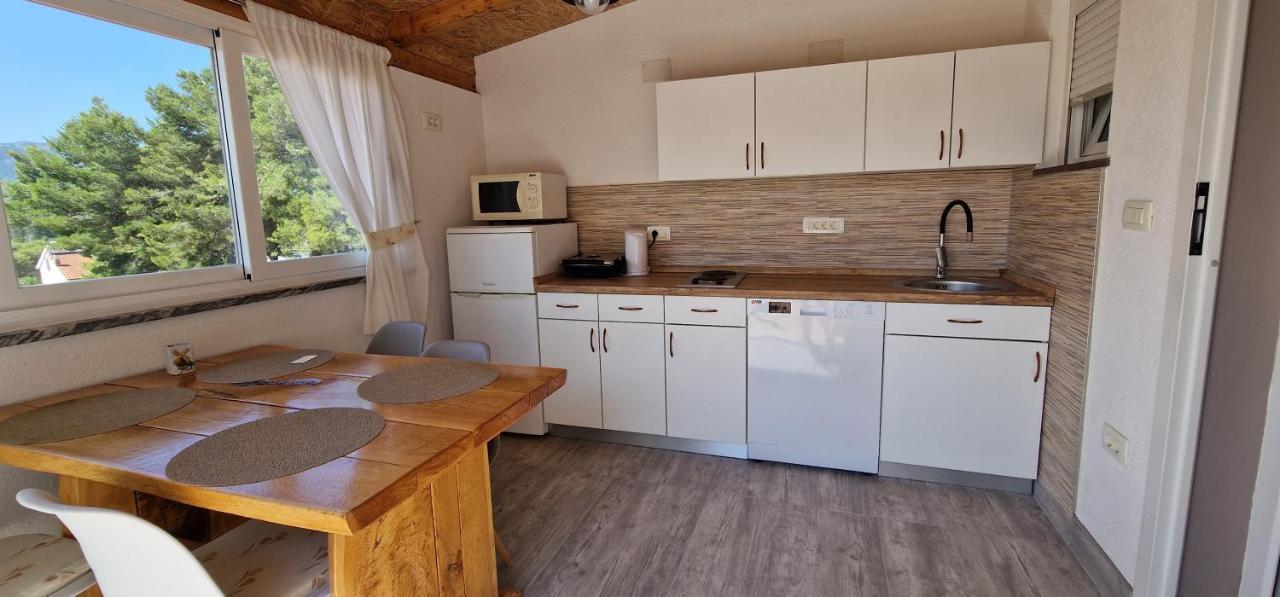 Apartmani Dutkovic Vrboska Buitenkant foto