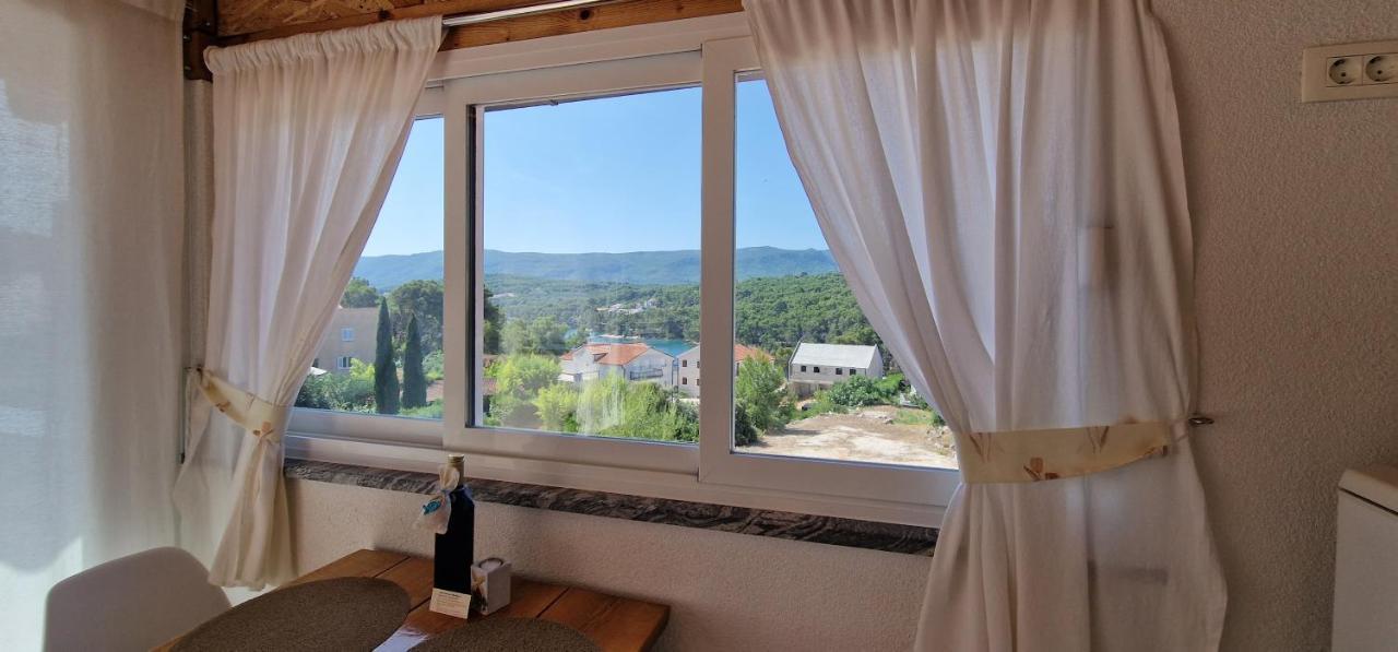 Apartmani Dutkovic Vrboska Buitenkant foto