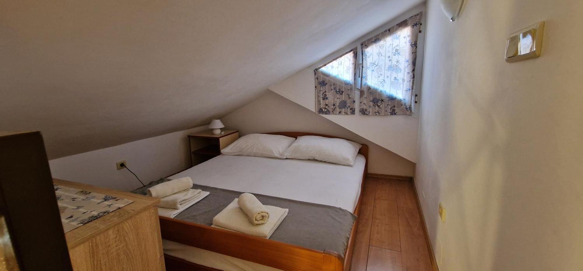 Apartmani Dutkovic Vrboska Buitenkant foto