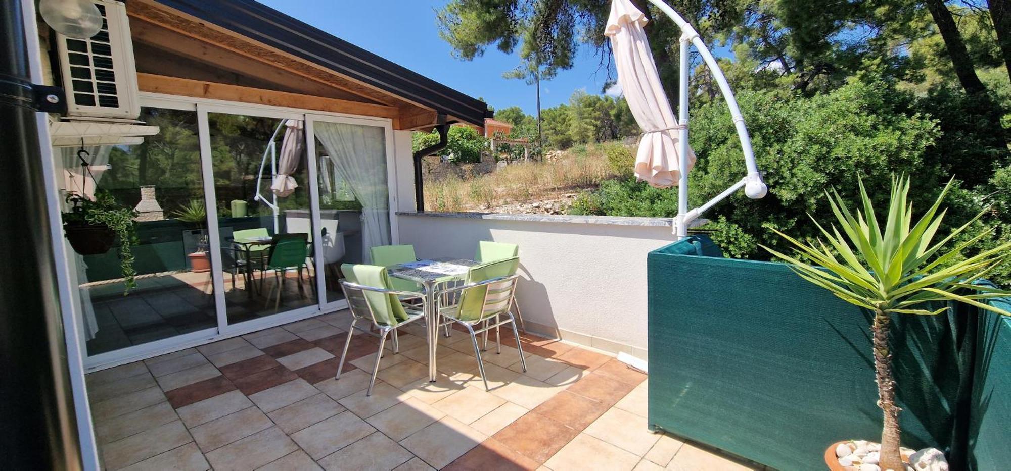 Apartmani Dutkovic Vrboska Buitenkant foto